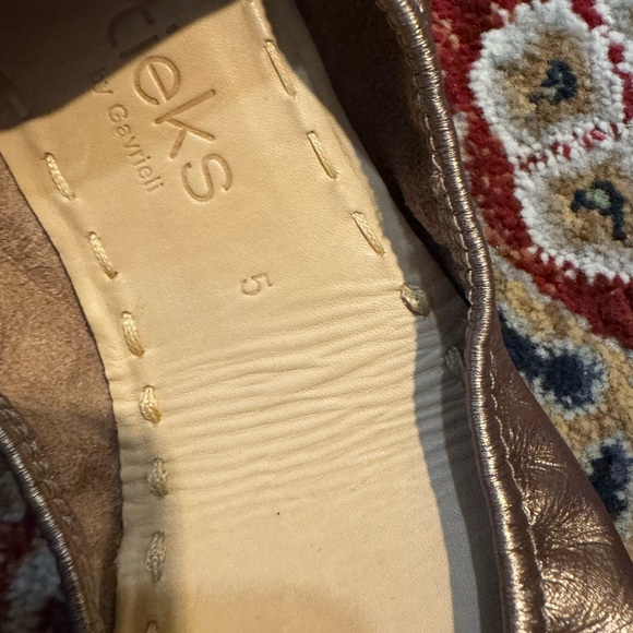 Tieks Flats Women’s Size 5 Bronze - Picture 7 of 9